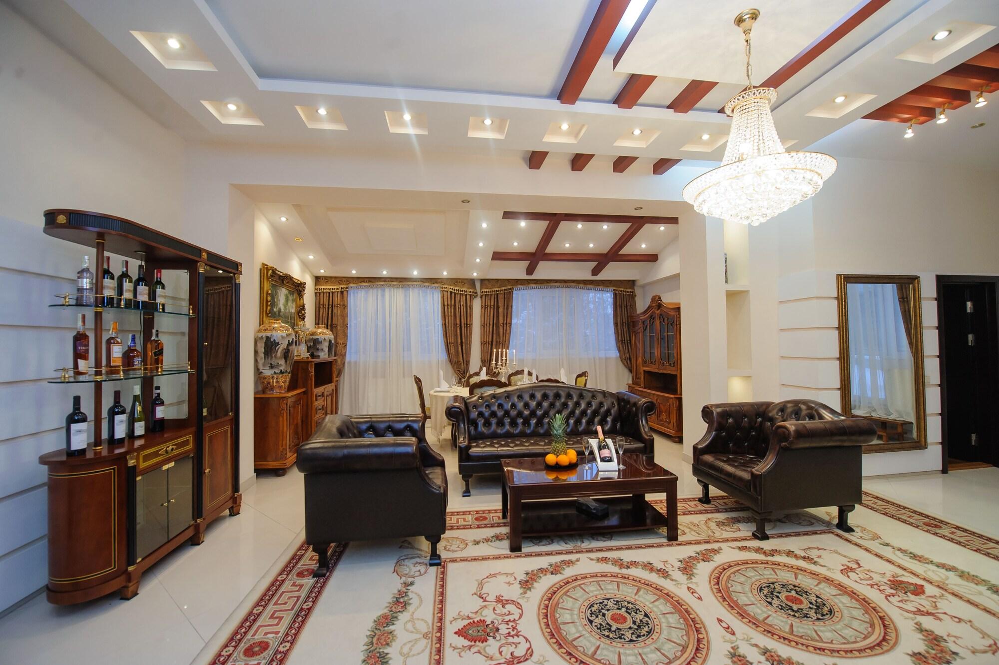 Hotel Royal Park Kisinyov Kültér fotó
