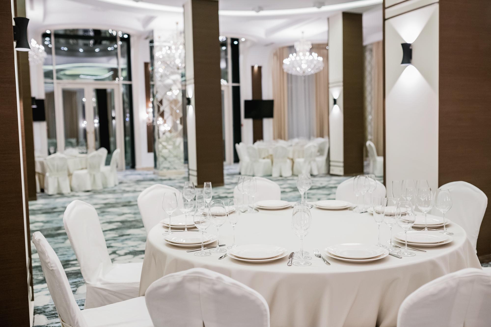Hotel Royal Park Kisinyov Kültér fotó